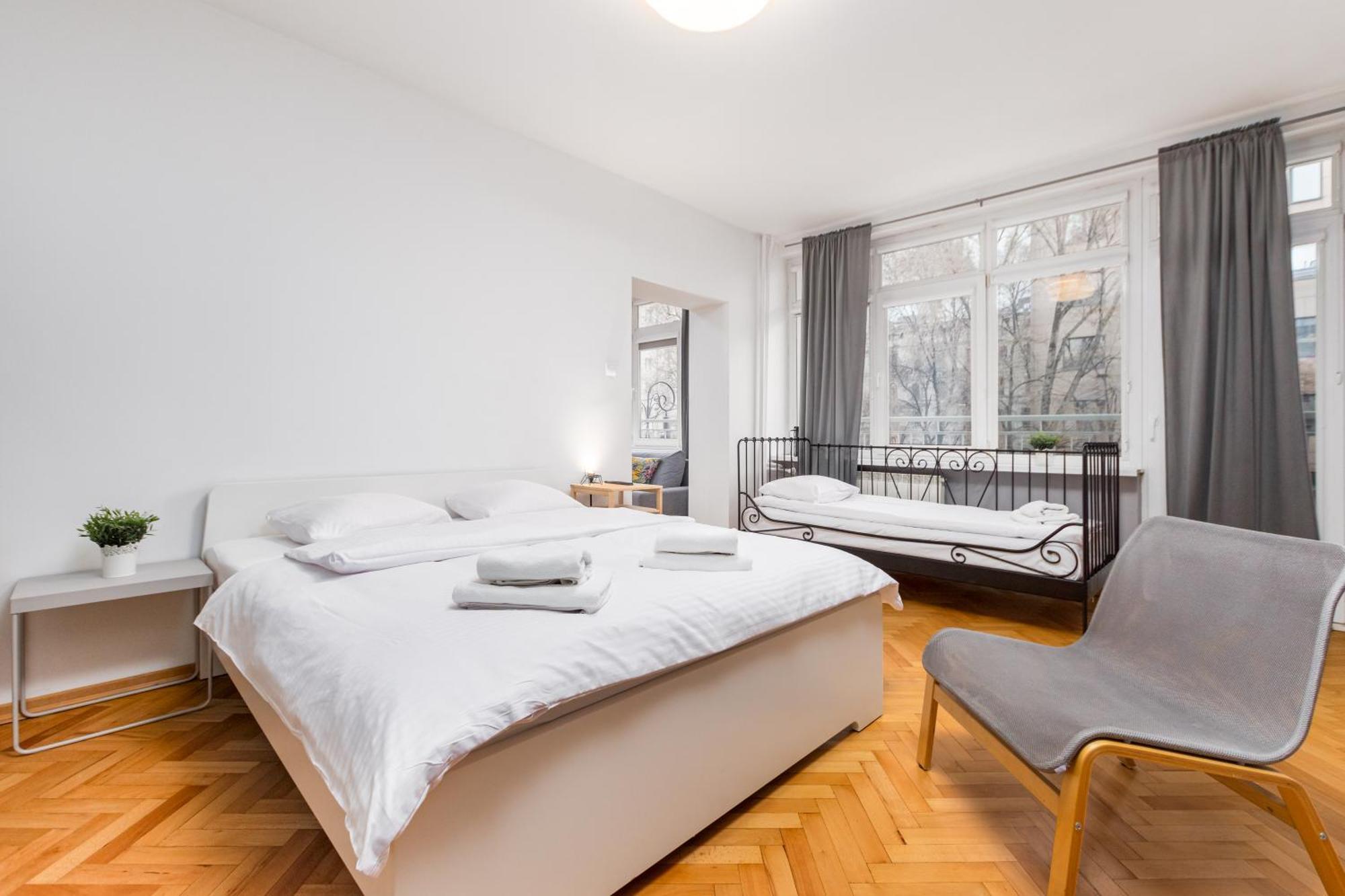 Apartament Wspolna By Your Freedom Varsovie Extérieur photo